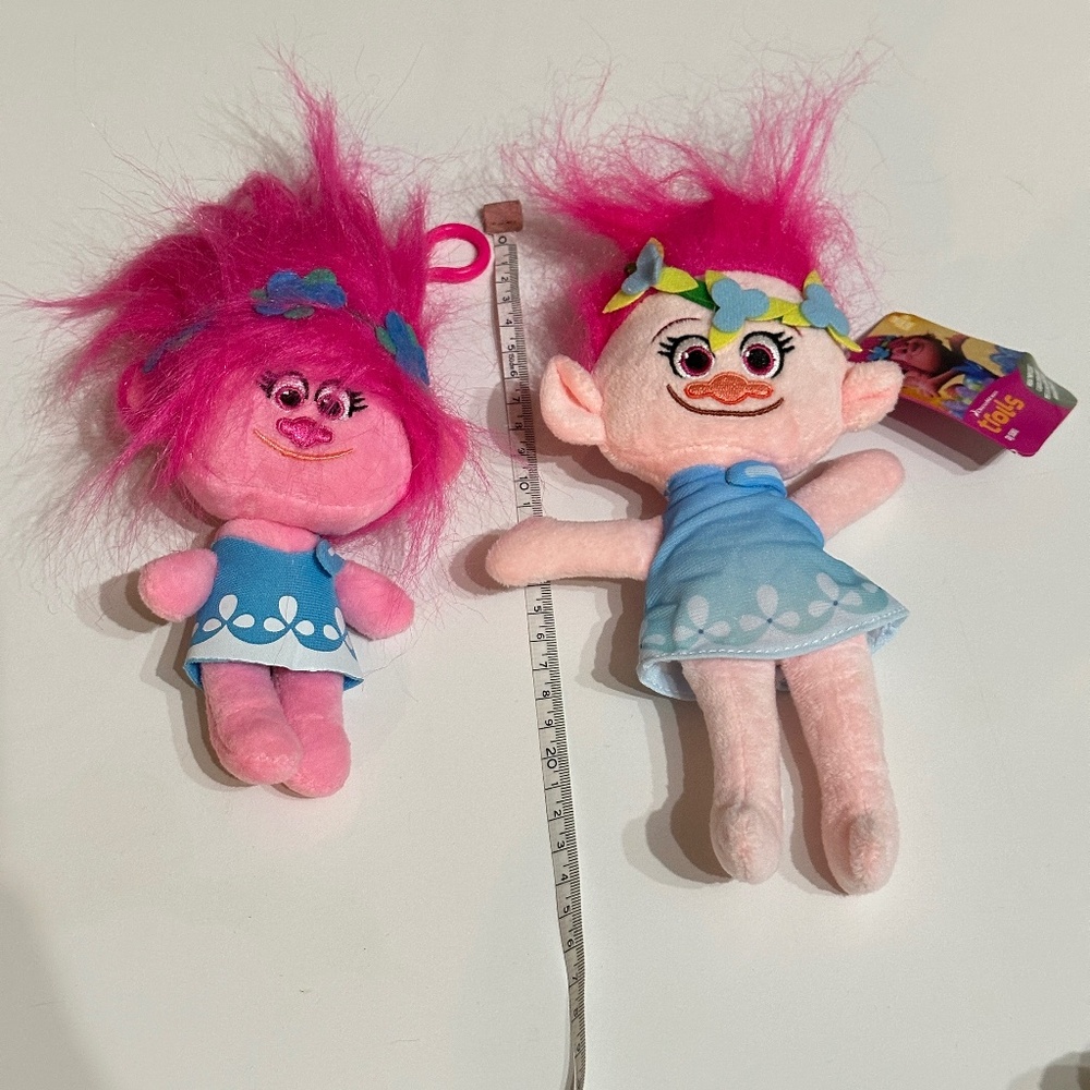 Troll movie lot of 2 plush trolls dolls stuffed animals